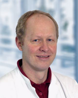 Dr. med. Sebastian Hoeft, leitender Oberarzt der Klinik für Innere Medizin 1 am Marienhospital Stuttgart