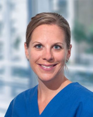 Dr. med. Romina Roth, Fachärztin der Klinik für HNO-Heilkunde, Kopf- und Halschirurgie am Marienhospital Stuttgart