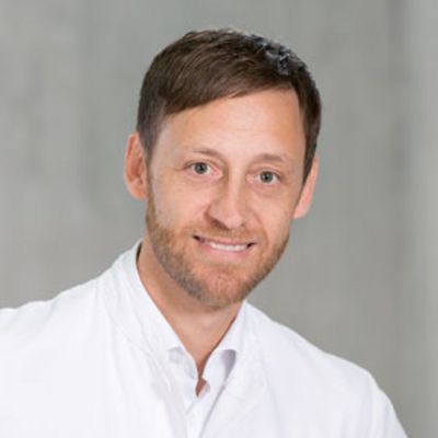 Dr. med. Sebastian Haack, Ärztlicher Direktor der Klinik für Plastische Gesichtschirurgie am Marienhospital Stuttgart