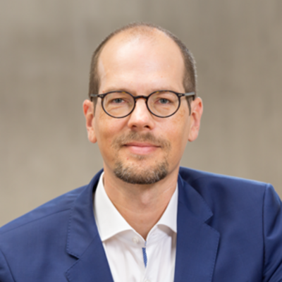 Dr. med. Johannes Becker-Pfaff, Ärztlicher Direktor der Klinik für Psychosomatische Medizin und Psychotherapie am Marienhospital Stuttgart