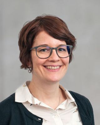 Dr. med. Miriam Münch, Oberärztin der Klinik für Psychosomatische Medizin und Psychotherapie am Marienhospital Stuttgart
