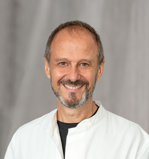Dr. Klaus Klemm, Ärztlicher Direktor der Klinik für Gefäßchirurgie, vaskuläre und endovaskuläre Chirurgie