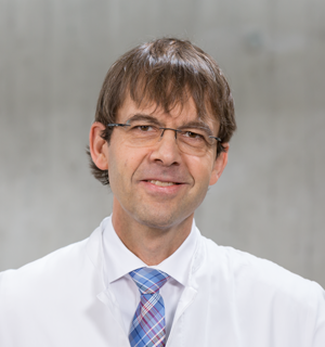 Privatdozent Dr. Matthias Orth, Ärztlicher Direktor des Instituts für Laboratoriumsmedizin am Marienhospital Stuttgart