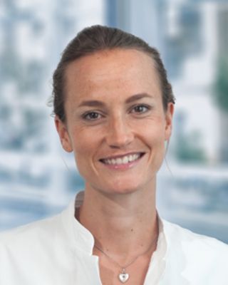Dr. med. Madeleine Codagnone, Fachärztin des Schwerpunkts Rheumatologie der Klinik für Innere Medizin 2, Marienhospital Stuttgart