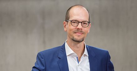 Dr. med. Johannes Becker-Pfaff, Ärztlicher Direktor der Klinik für Psychosomatische Medizin und Psychotherapie am Marienhospital Stuttgart