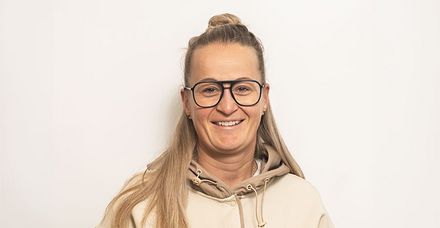 Verena Knoll ist Sozialarbeiterin in der Abteilung &bdquo;Beratung f&uuml;r Pflege und Soziales&ldquo;