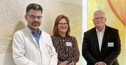 Die Palliativmedizin ist ihnen ein Herzensanliegen (v. li): Dr. Martin Zoz, Martina Elser und Christoph Stöcker