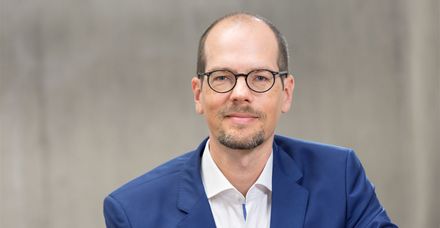 Dr. med. Johannes Becker-Pfaff, Ärztlicher Direktor der Klinik für Psychosomatische Medizin und Psychotherapie