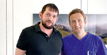 Patient Thomas Fabian konnte von Dr. Ulf Bökelers neuer Schulter-OP-Technik profitieren