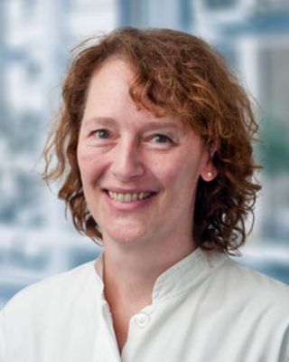 Dr. med. Jeanette Schneider, Oberärztin der Klinik für Diagnostische und Interventionelle Radiologie am Marienhospital Stuttgart