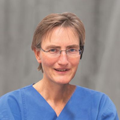 Privatdozentin Dr. med. Dorothee Rickert, Oberärztin der Klinik für HNO-Heilkunde, Kopf- und Halschirurgie am Marienhospital Stuttgart