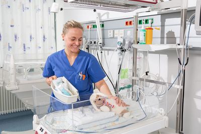Intensivüberwachungs­station für Neugeborene im Marienhospital Stuttgart