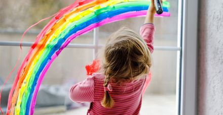 Im Zeichen des Regenbogens (Bild: shutterstock.com/Irina Wilhauk)