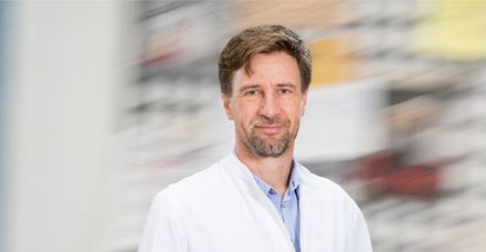 Professor Dr. Thomas Hehr, Chefarzt der Klinik für Strahlentherapie und Palliativmedizin am Mariennhospital Stuttgart