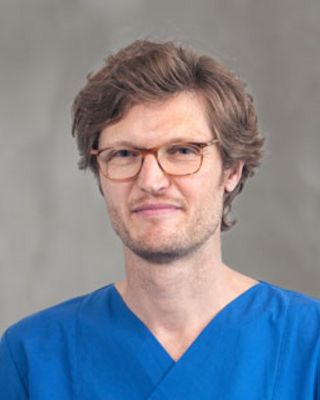 Dr. med. Johannes Pflugfelder, Oberarzt der Klinik für Innere Medizin 2 am Marienhospital Stuttgart