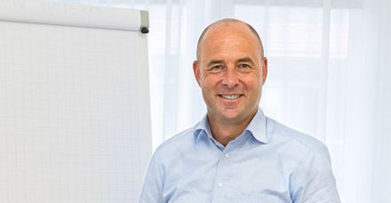 Volker Ernst war sechs Monate lang als externer Compliance-Berater tätig Volker Ernst war sechs Monate lang als externer Compliance-Berater tätig