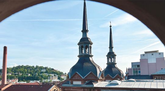 Die Glocken stehen als Zeichen der Hoffnung, Fürbitte und des Friedens