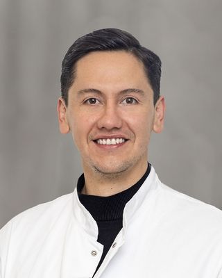 Cristian Armas Romero, Assistenzarzt der Klinik f&uuml;r Allgemein-, Viszeral- und Thoraxchirurgie am Marienhospital Stuttgart