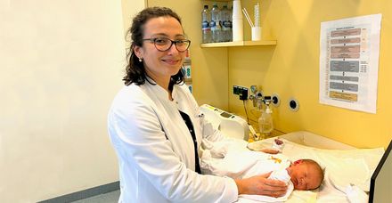 Dr. Adela Stoenescu leitet den Schwerpunkt Geburthilfe im Marienhospital Stuttgart